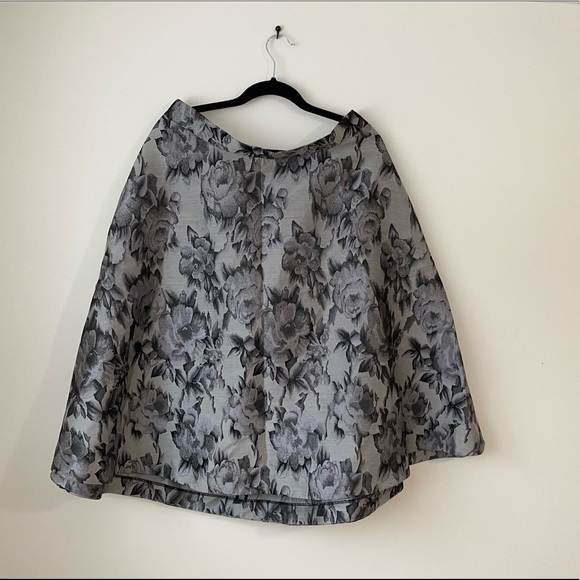 A-Line Addition Elle Skirt - Picture 2 of 3